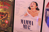 Broadway est synonyme de comédies musicales.