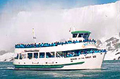 Approchez les chutes du Niagara au plus près avec le "Maid of the Mist".