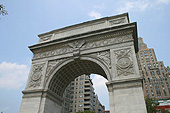 L'arche érigée en hommage à George Washington.
