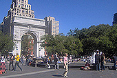 Le Washington Square Park revendique son esprit bohême.