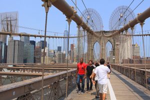 Dans les câbles du pont de Brooklyn. (Photo Didier Forray)