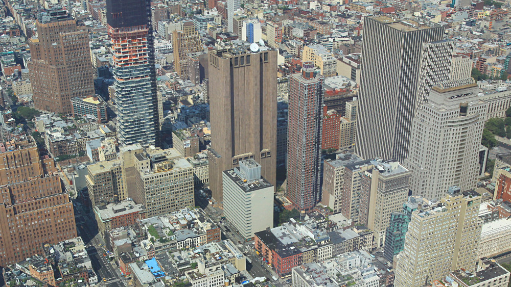 Quel est le mystère du building sans fenêtres à New York ? ©New York Quel est le mystère du building sans fenêtres à New York ? ©New York