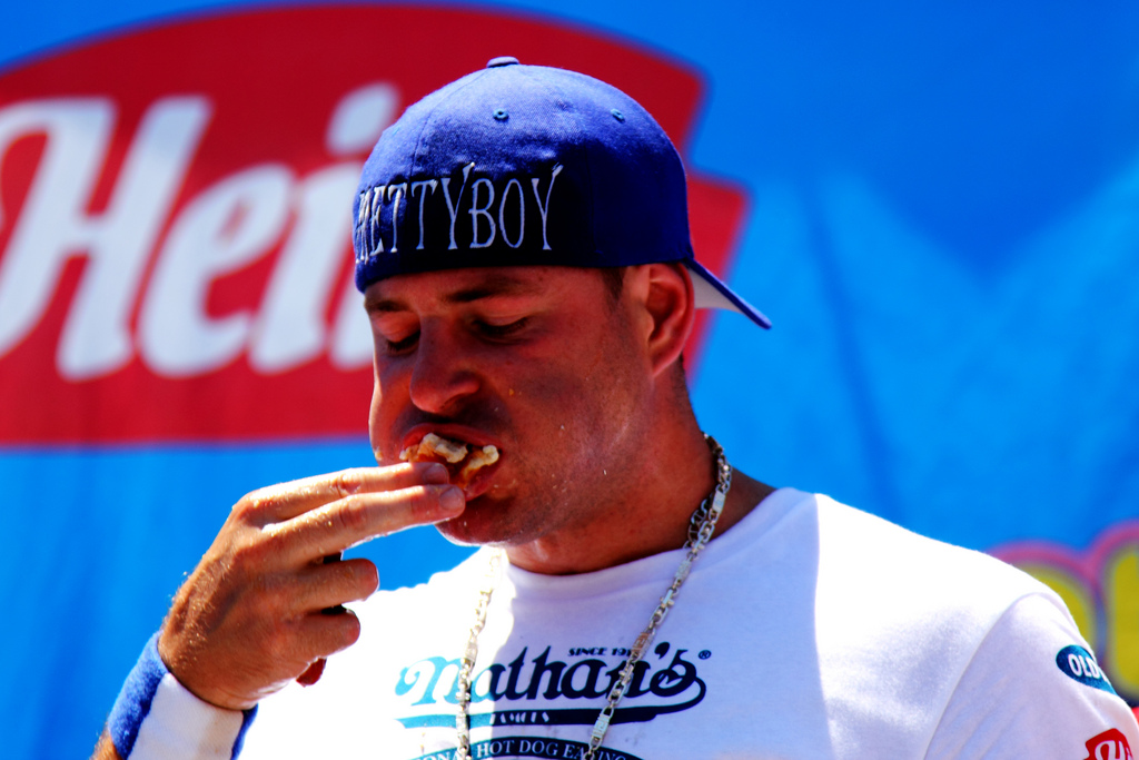 nathan contest hot dog