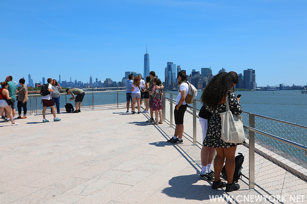 musee statue liberte new york toit