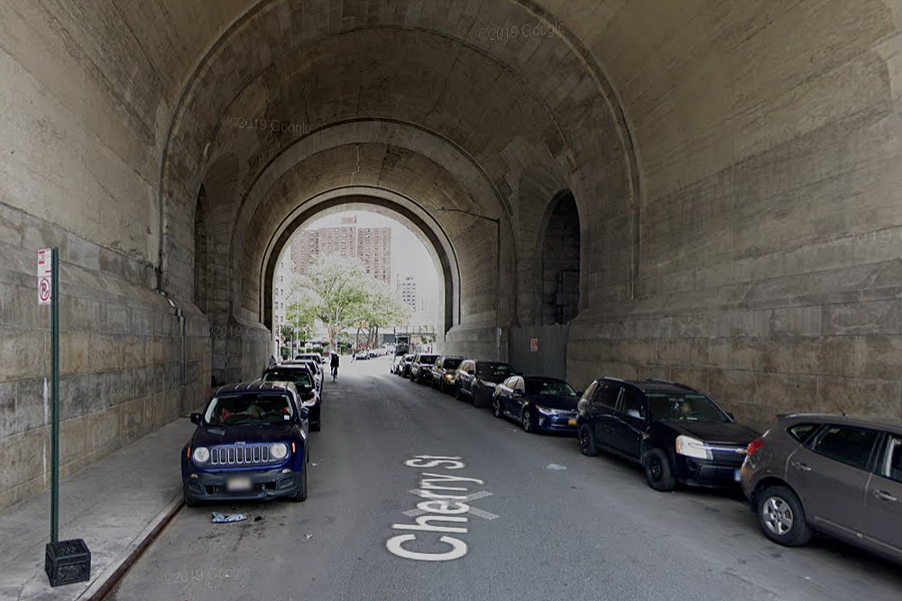 manhattan bridge