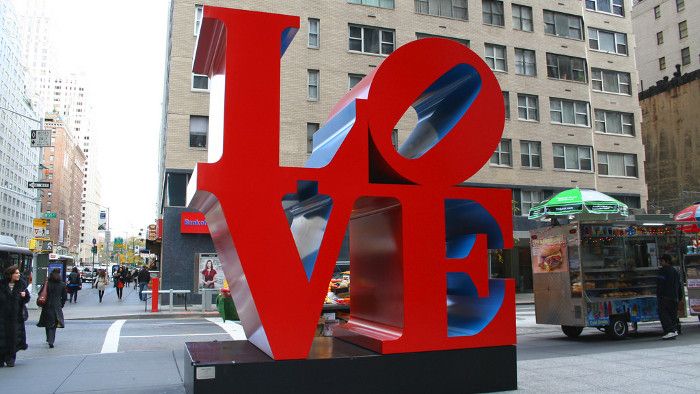 Love et Hope, deux sculptures à voir à New York